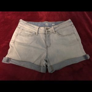 SO midi shorts size 11